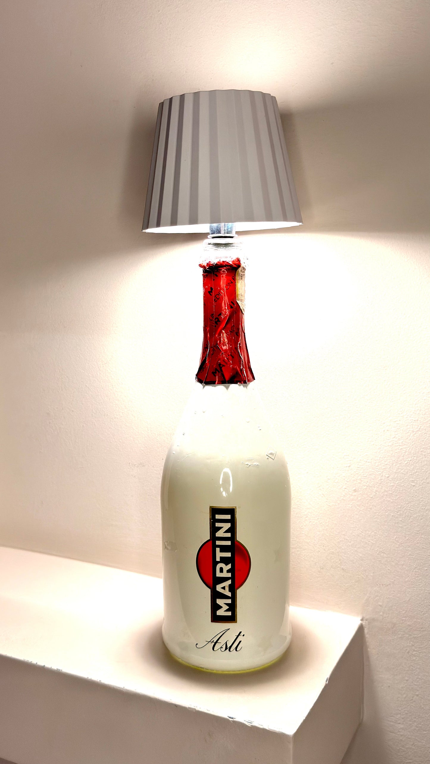 Martini Asti ''Sparkling Wine'' Christmas Edition Table Lamp