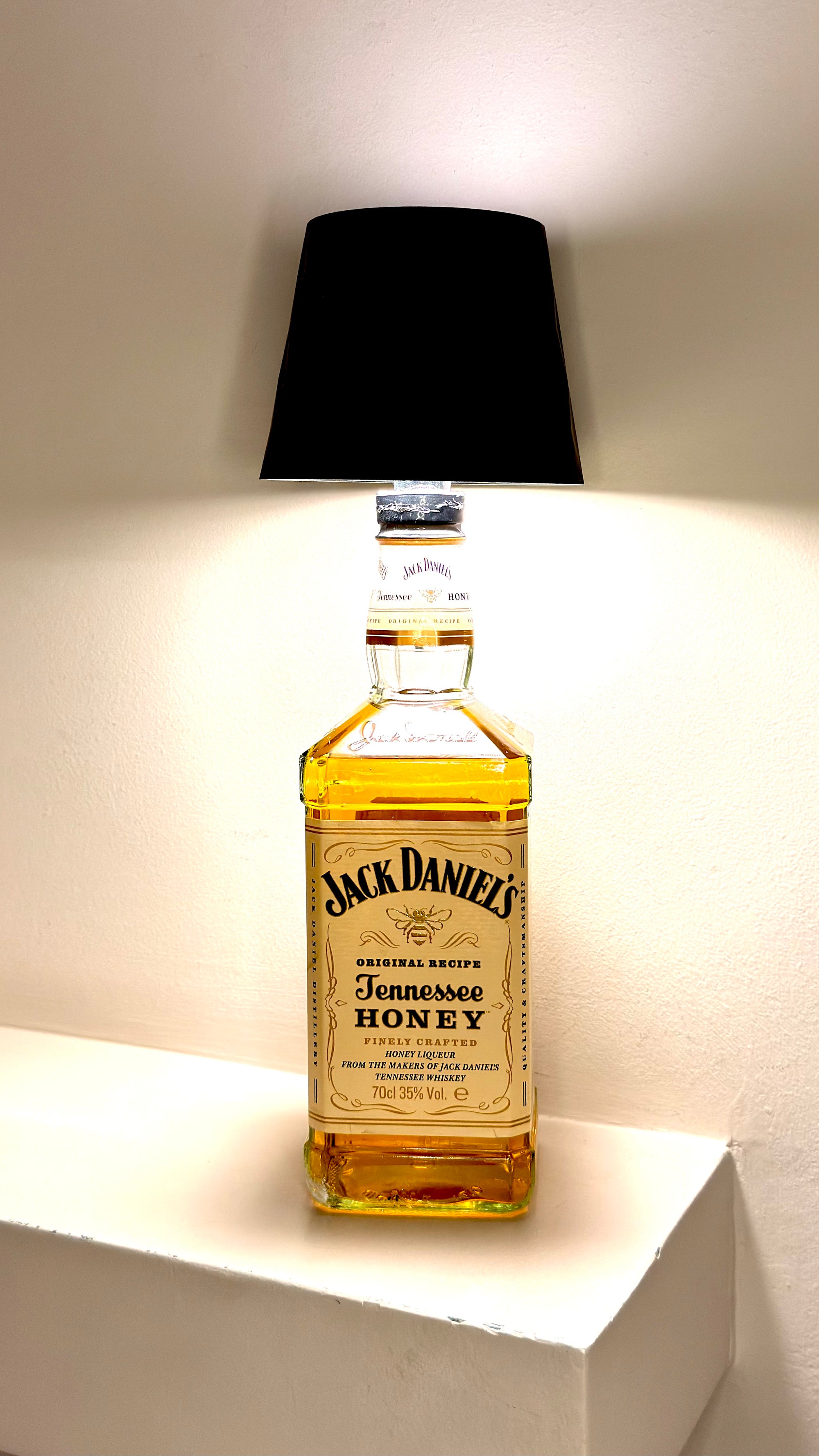 Jack Daniel’s Honey “Whiskey” Table Lamp