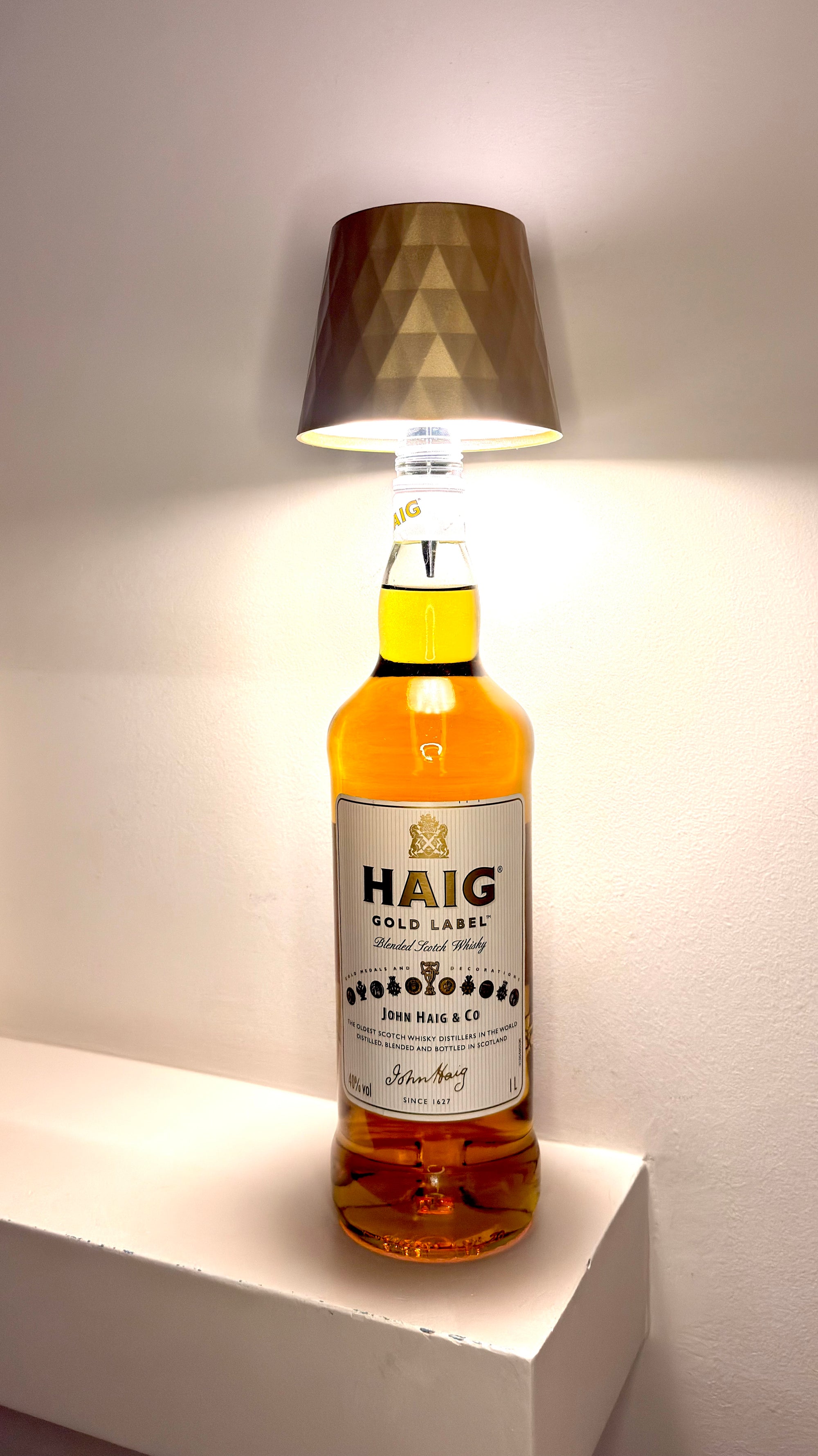 Haig ''Whiskey'' Table Lamp