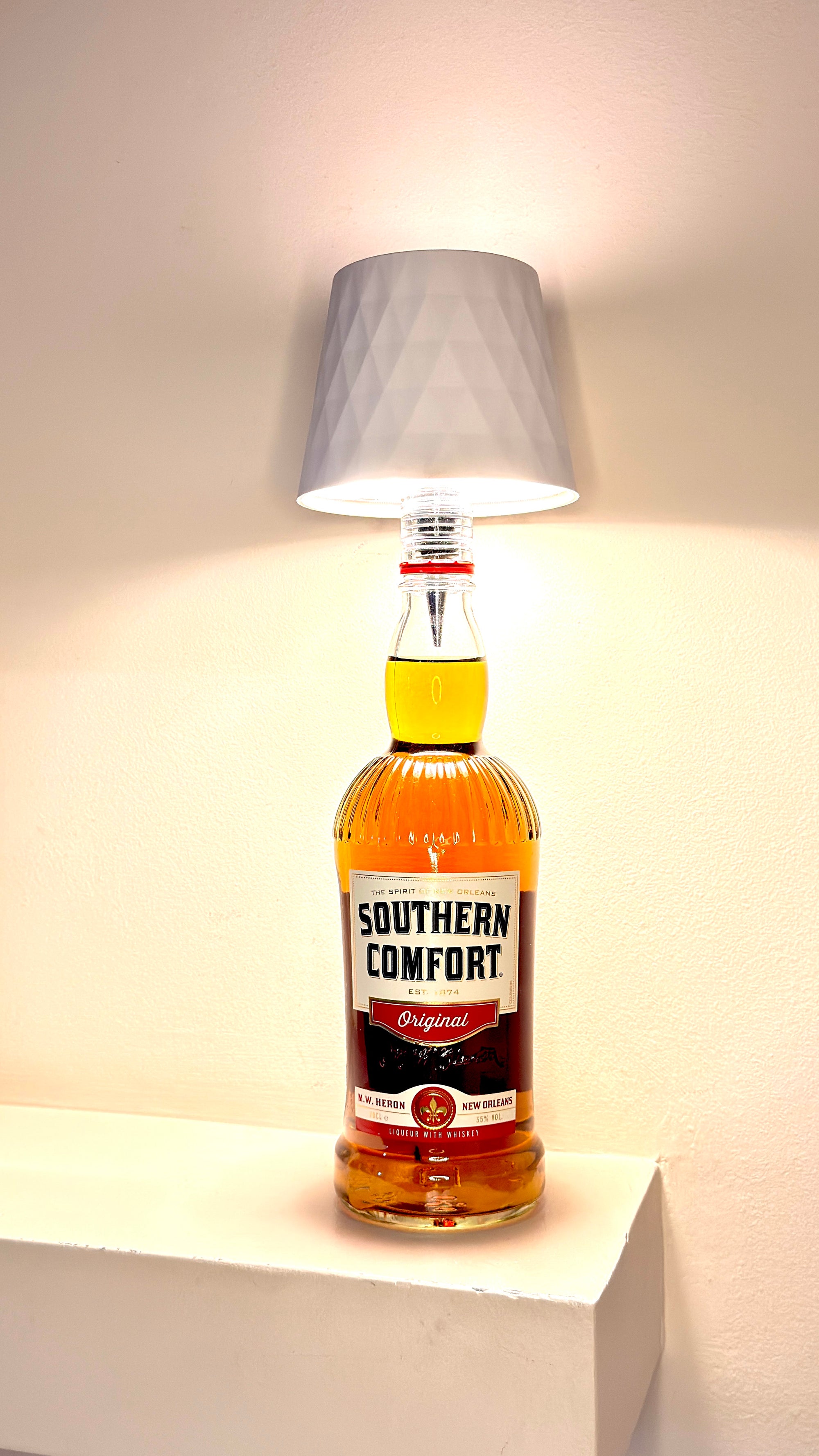 Southern Comfort “Liquer With Whiskey” Table Lamp