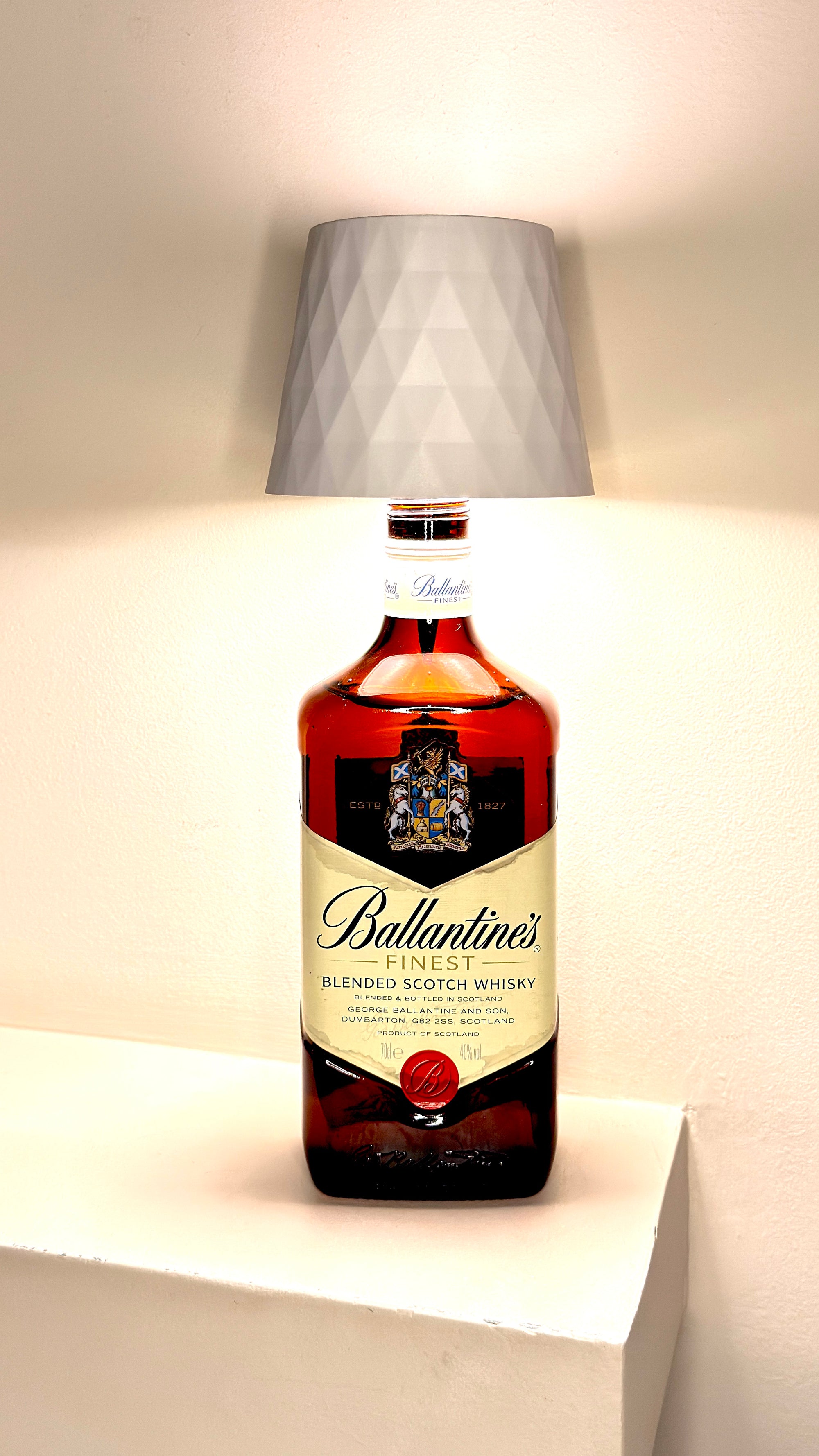 Ballantines ''Whiskey'' Table Lamp
