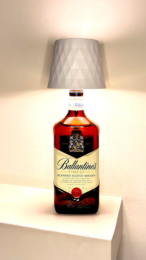 Ballantines ''Whiskey'' Table Lamp