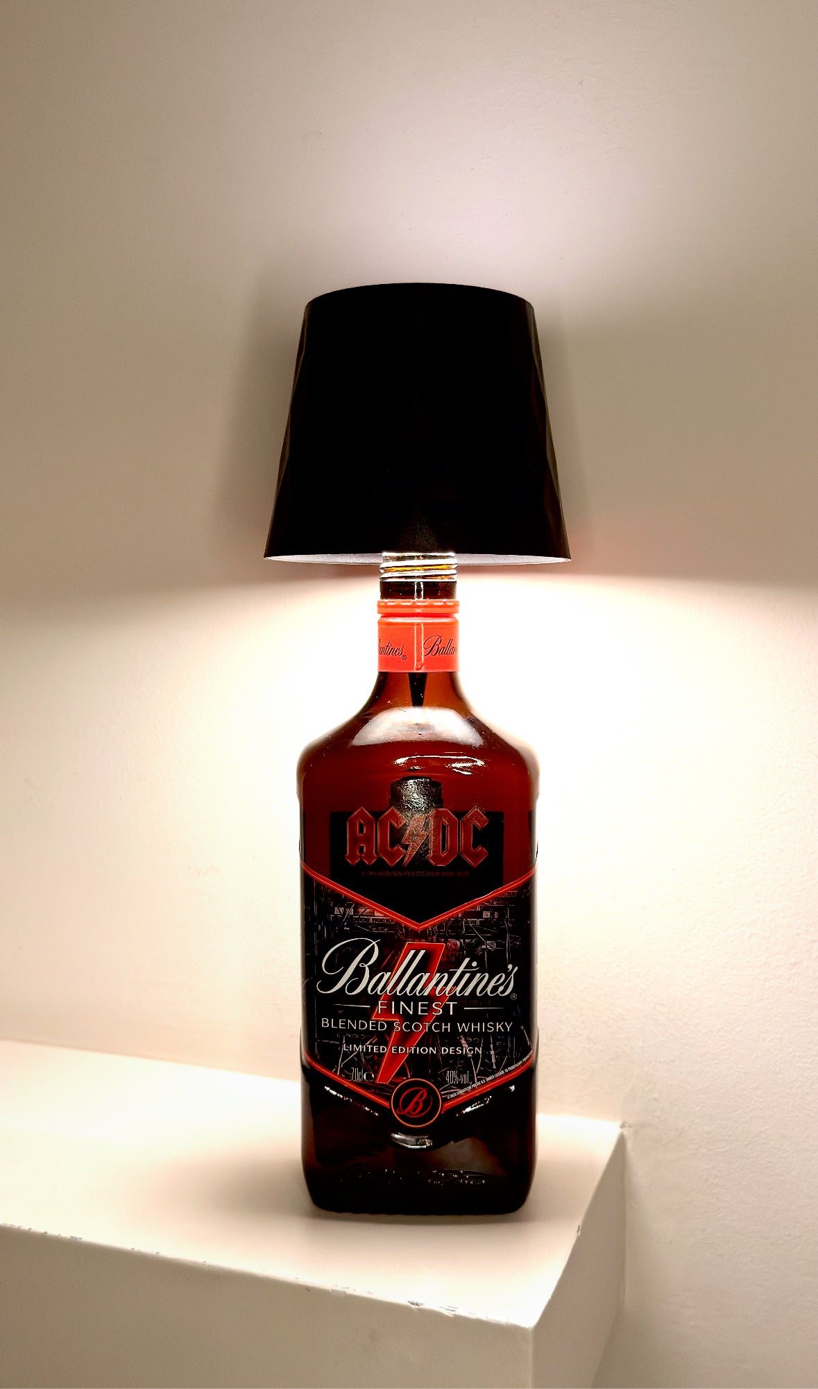 Ballantine's AC/DC ''Whiskey'' Table Lamp