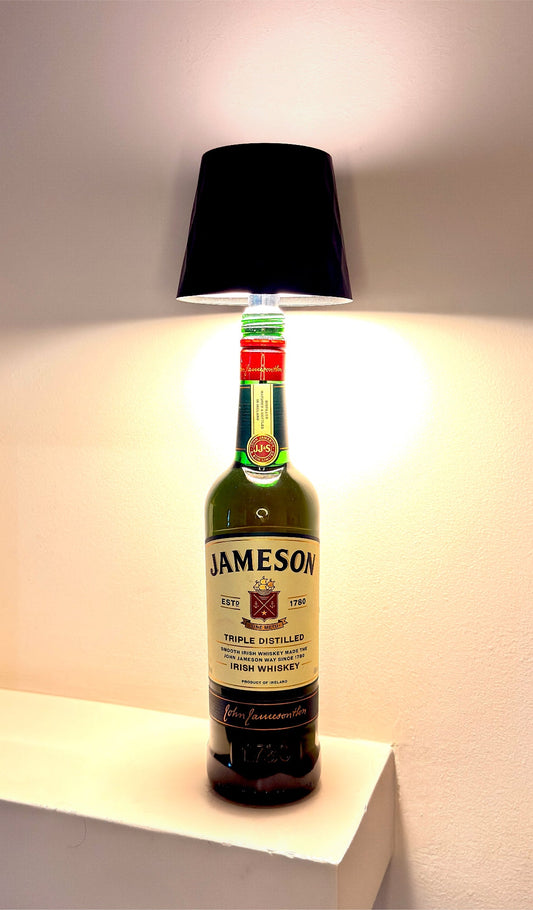 Jameson ''Whiskey'' Table Lamp
