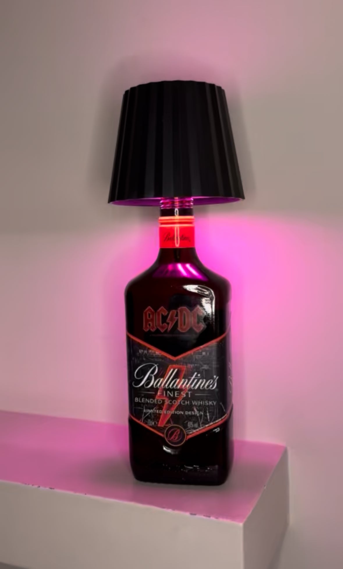 Ballantine's AC/DC ''Whiskey'' Table Lamp