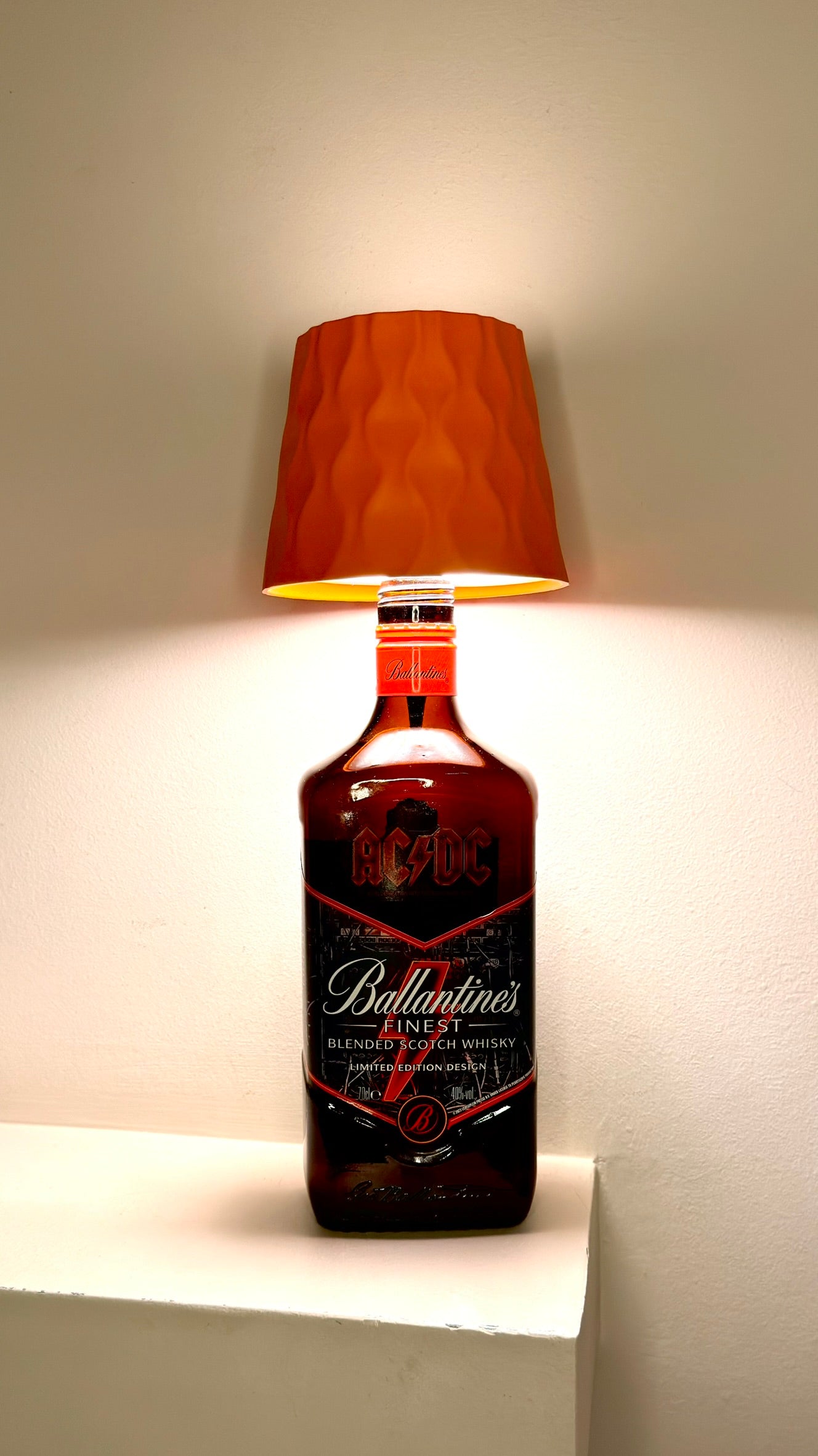 Ballantine's AC/DC ''Whiskey'' Table Lamp