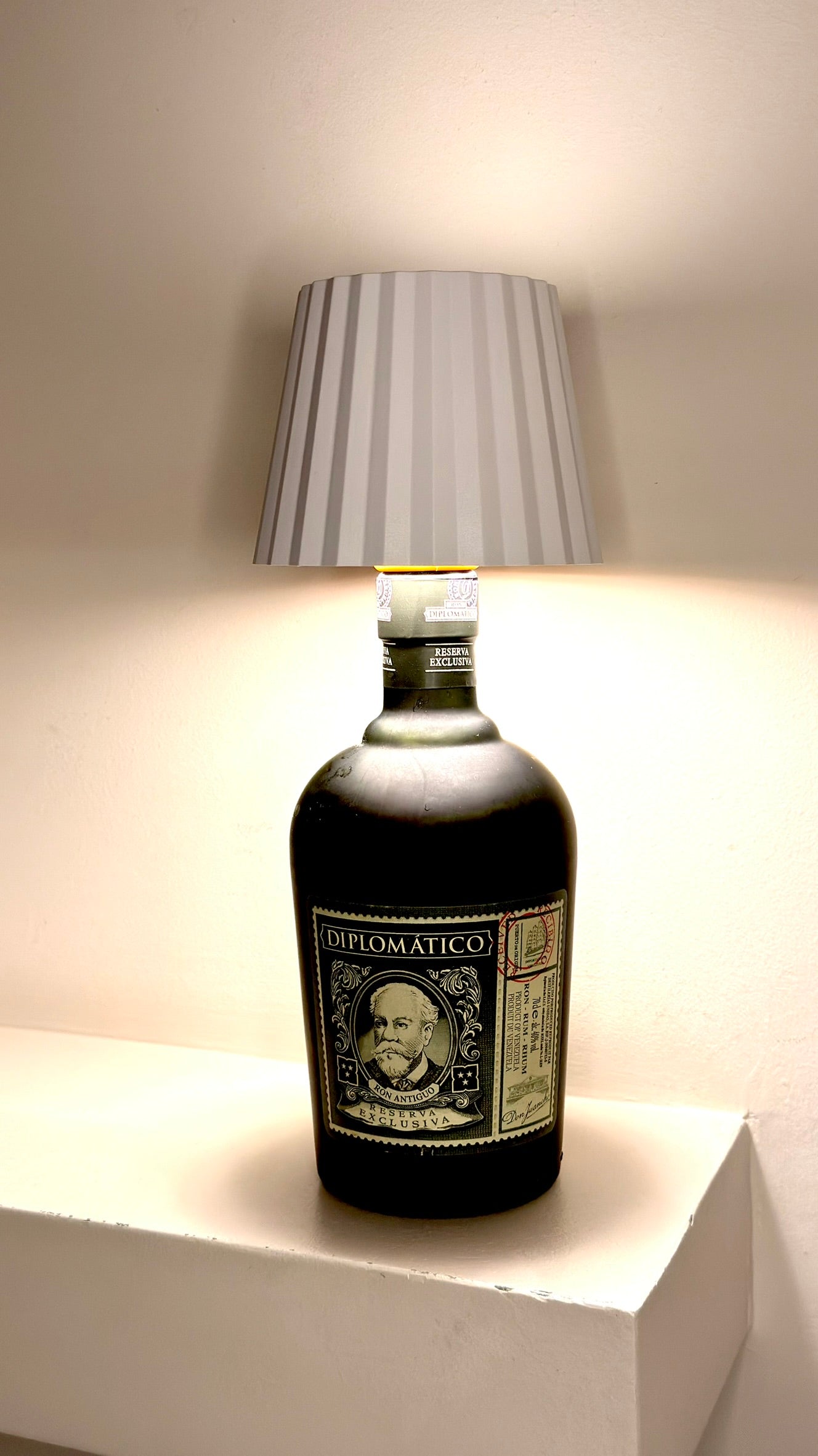 Diplomatico Exclusiva Reserva ''Rum'' Table Lamo